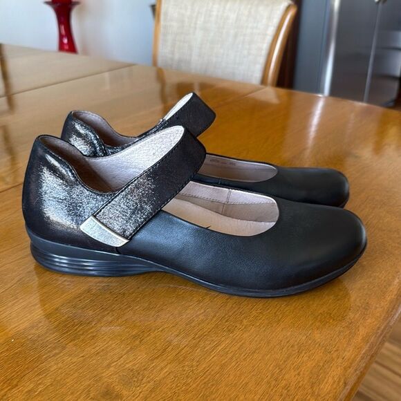 Dansko “Audrey” mary janes - Picture 1 of 7